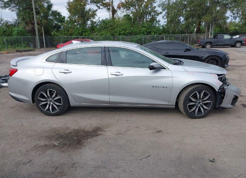 Photo 14 of 2021 Chevrolet Malibu FWD RS (VIN 1G1ZG5ST7MF046282)