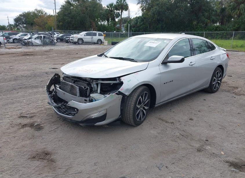 Photo 2 of 2021 Chevrolet Malibu FWD RS (VIN 1G1ZG5ST7MF046282)