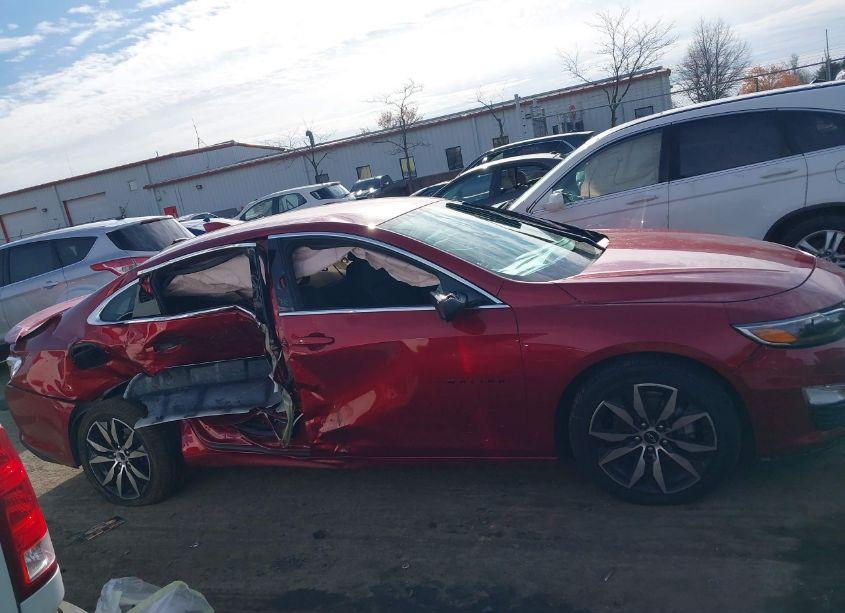 Photo 13 of 2021 Chevrolet Malibu FWD RS (VIN 1G1ZG5ST7MF050994)