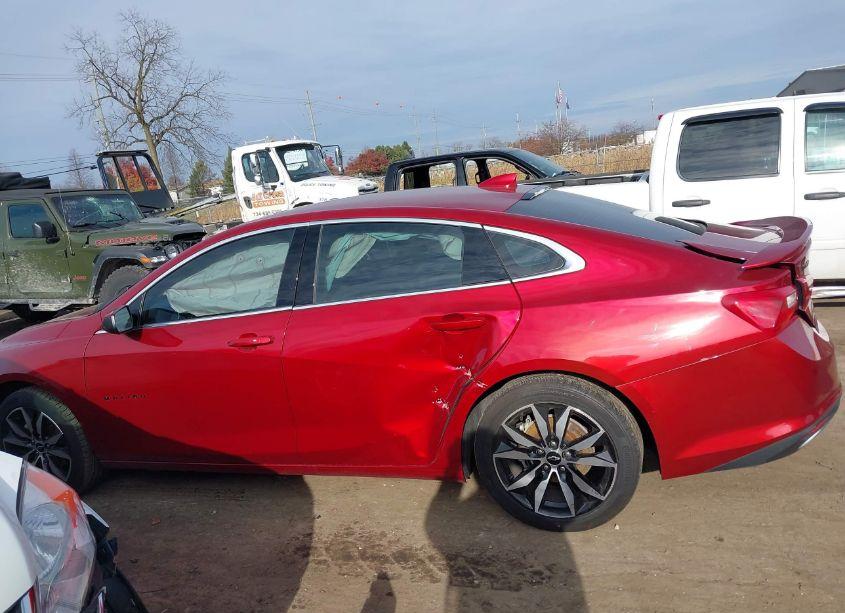 Photo 14 of 2021 Chevrolet Malibu FWD RS (VIN 1G1ZG5ST7MF050994)