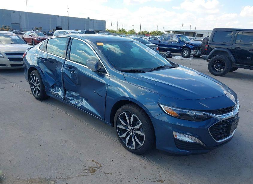 2024 Chevrolet Malibu FWD RS (VIN 1G1ZG5ST7RF146602) main photo