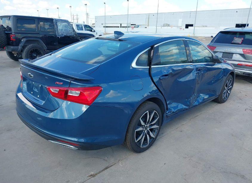 Photo 4 of 2024 Chevrolet Malibu FWD RS (VIN 1G1ZG5ST7RF146602)