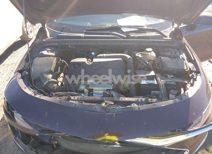 Photo 10 of 2020 Chevrolet Malibu FWD RS (VIN 1G1ZG5ST8LF027898)