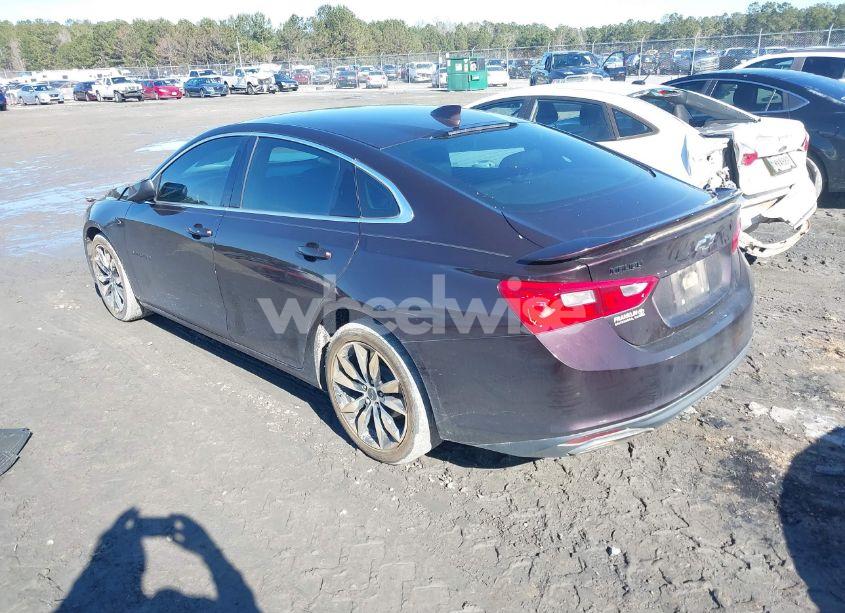 Photo 3 of 2020 Chevrolet Malibu FWD RS (VIN 1G1ZG5ST8LF027898)