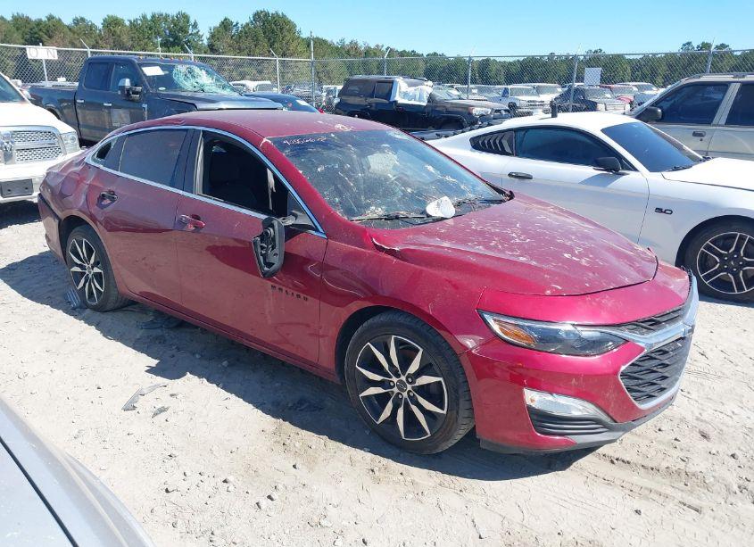 2020 Chevrolet Malibu FWD RS (VIN 1G1ZG5ST8LF058844) main photo