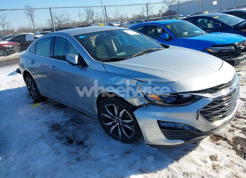 2022 Chevrolet Malibu FWD RS (VIN 1G1ZG5ST8NF112131) main photo