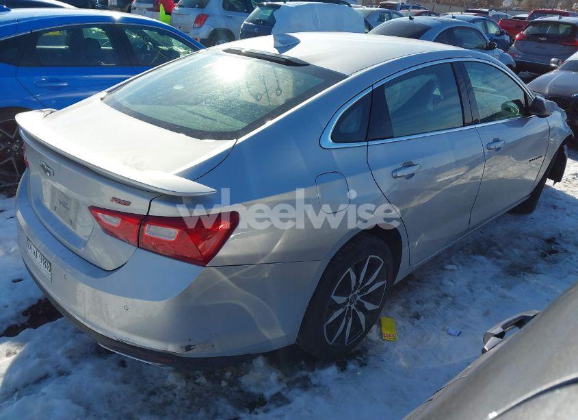 Photo 4 of 2022 Chevrolet Malibu FWD RS (VIN 1G1ZG5ST8NF112131)