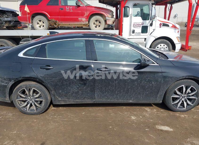 Photo 13 of 2022 Chevrolet Malibu FWD RS (VIN 1G1ZG5ST8NF192658)