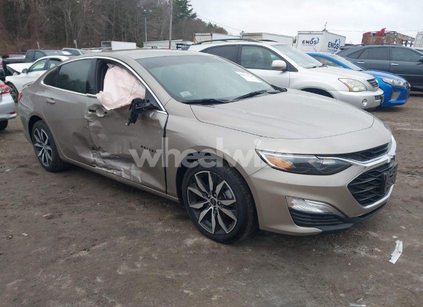 2022 Chevrolet Malibu FWD RS (VIN 1G1ZG5ST8NF212388) main photo