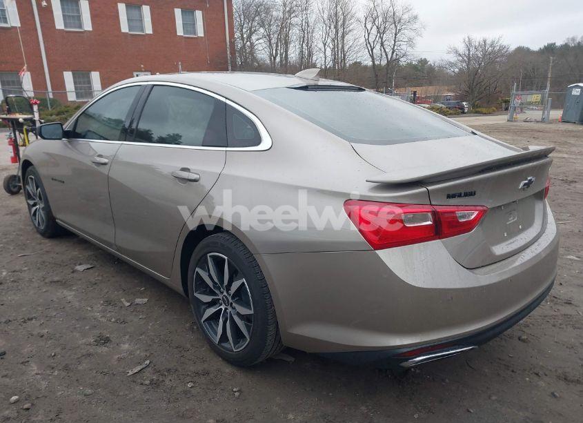 Photo 3 of 2022 Chevrolet Malibu FWD RS (VIN 1G1ZG5ST8NF212388)
