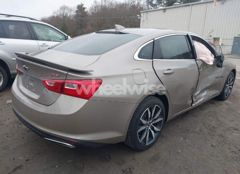 Photo 4 of 2022 Chevrolet Malibu FWD RS (VIN 1G1ZG5ST8NF212388)