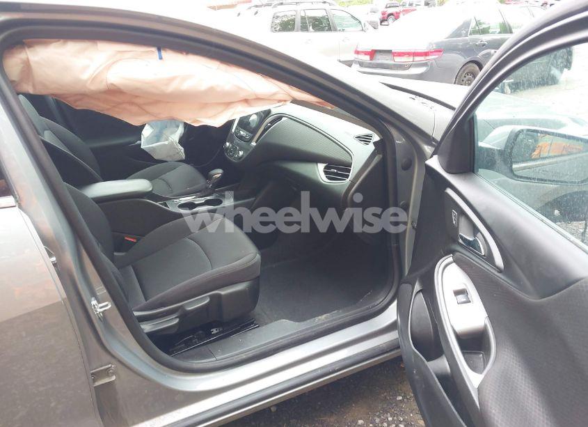 Photo 5 of 2023 Chevrolet Malibu FWD RS (VIN 1G1ZG5ST8PF245846)