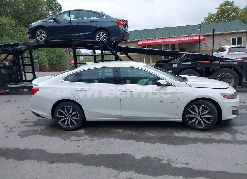 Photo 14 of 2024 Chevrolet Malibu RS (VIN 1G1ZG5ST8RF107601)