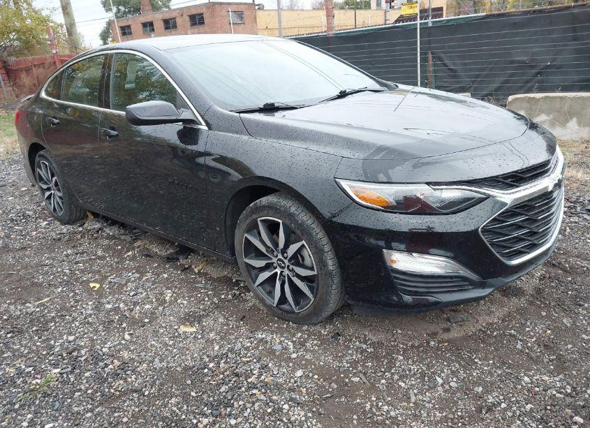 2020 Chevrolet Malibu FWD RS (VIN 1G1ZG5ST9LF097474) main photo