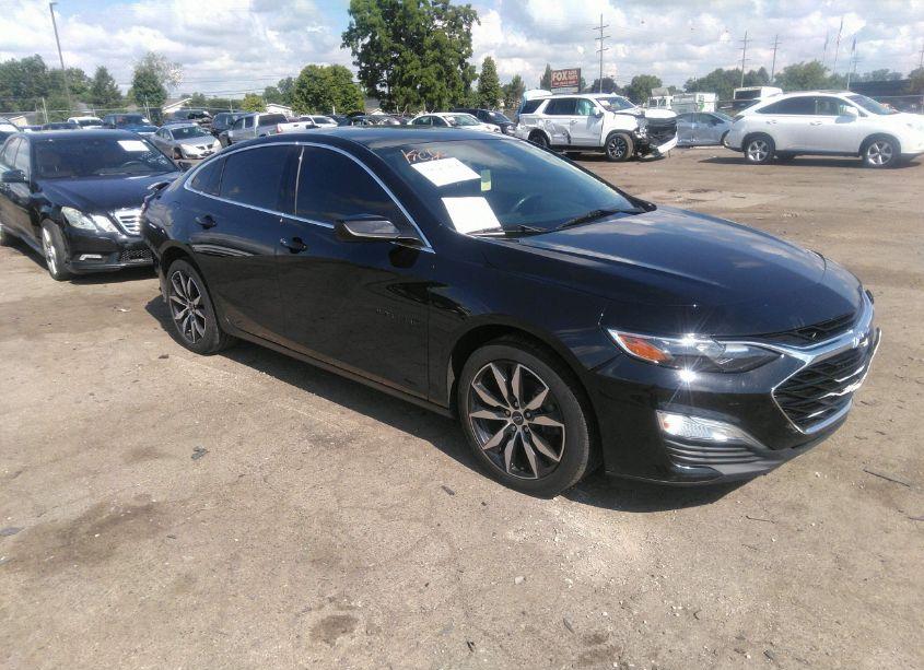 2020 Chevrolet Malibu FWD RS (VIN 1G1ZG5ST9LF128206) main photo