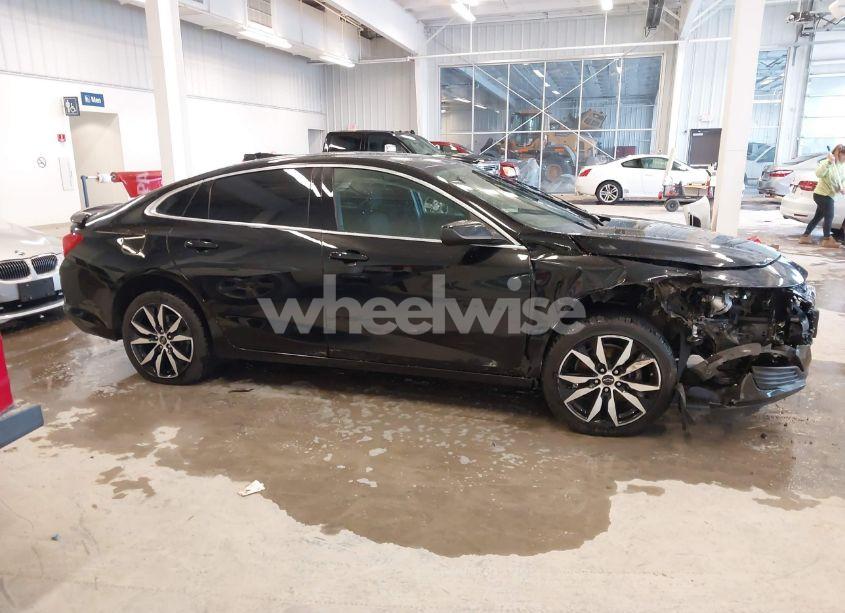Photo 13 of 2021 Chevrolet Malibu FWD RS (VIN 1G1ZG5ST9MF036949)