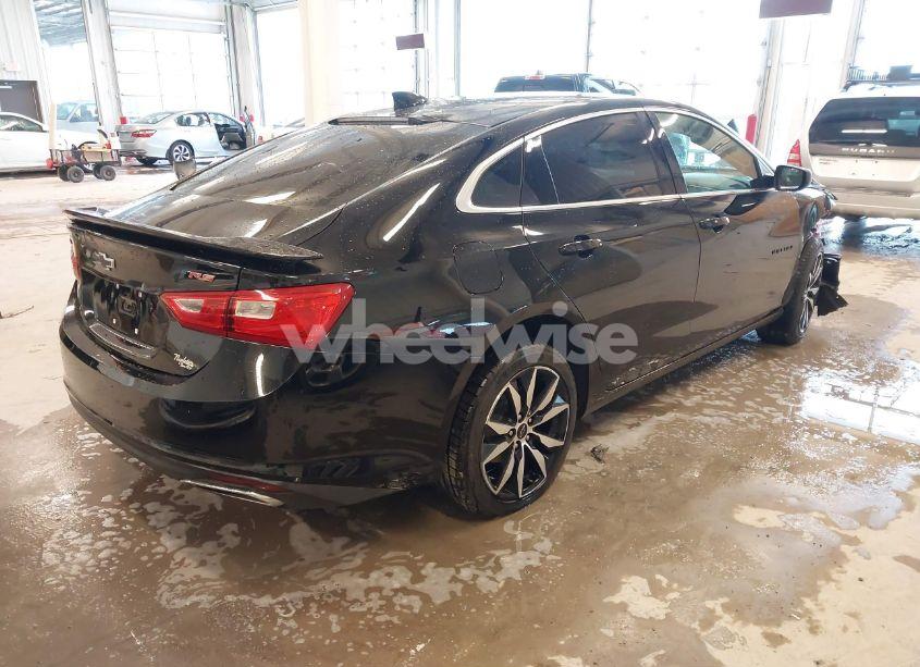 Photo 4 of 2021 Chevrolet Malibu FWD RS (VIN 1G1ZG5ST9MF036949)