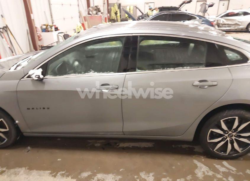 Photo 15 of 2023 Chevrolet Malibu FWD RS (VIN 1G1ZG5ST9PF144279)