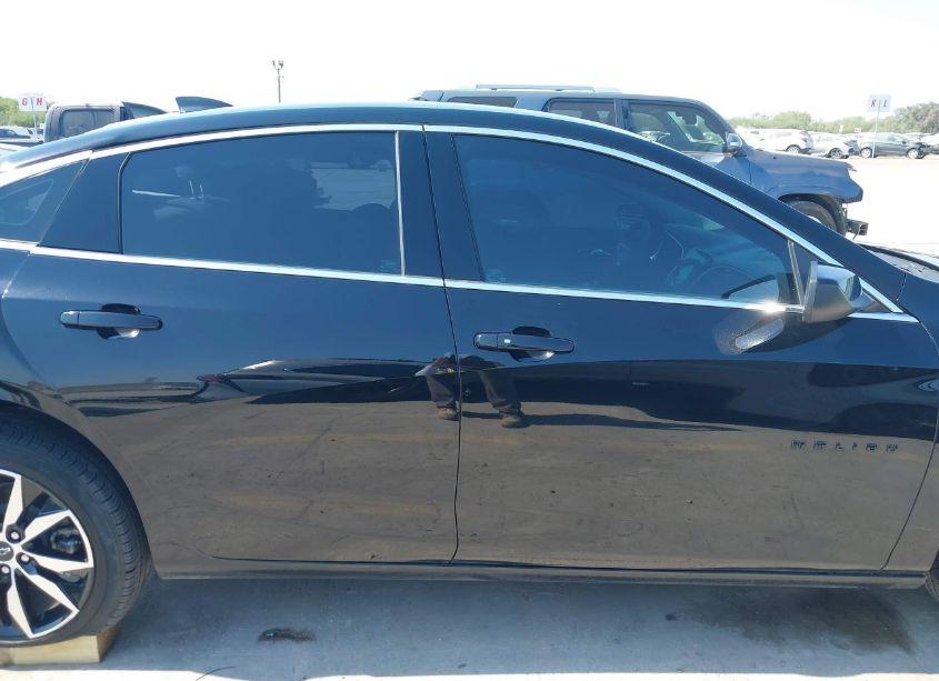 Photo 14 of 2023 Chevrolet Malibu FWD RS (VIN 1G1ZG5ST9PF147263)