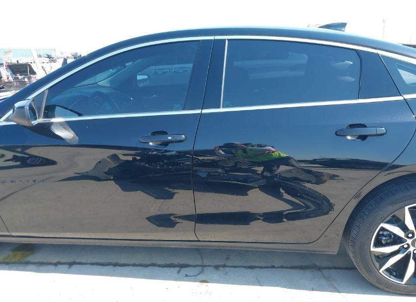 Photo 15 of 2023 Chevrolet Malibu FWD RS (VIN 1G1ZG5ST9PF147263)