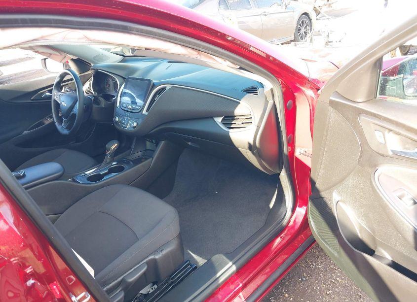 Photo 5 of 2023 Chevrolet Malibu FWD RS (VIN 1G1ZG5ST9PF153418)