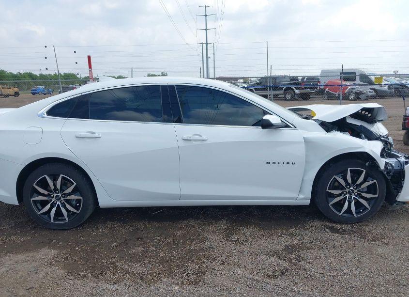 Photo 13 of 2024 Chevrolet Malibu FWD RS (VIN 1G1ZG5ST9RF151624)