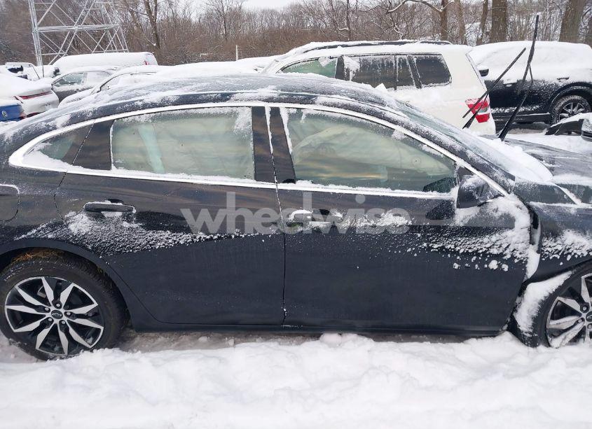 Photo 13 of 2024 Chevrolet Malibu FWD RS (VIN 1G1ZG5ST9RF245115)