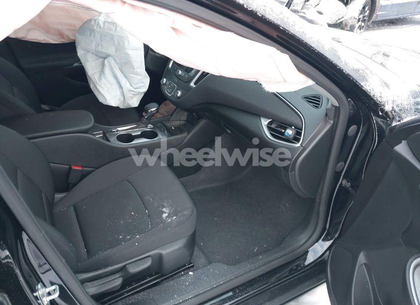 Photo 5 of 2024 Chevrolet Malibu FWD RS (VIN 1G1ZG5ST9RF245115)