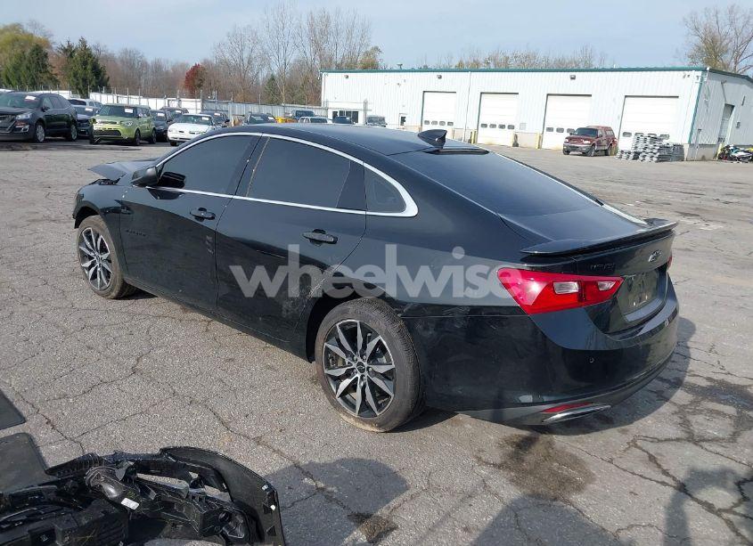 Photo 3 of 2024 Chevrolet Malibu FWD RS (VIN 1G1ZG5ST9RF249679)