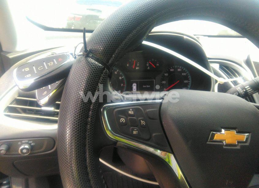 Photo 11 of 2020 Chevrolet Malibu FWD RS (VIN 1G1ZG5STXLF142115)
