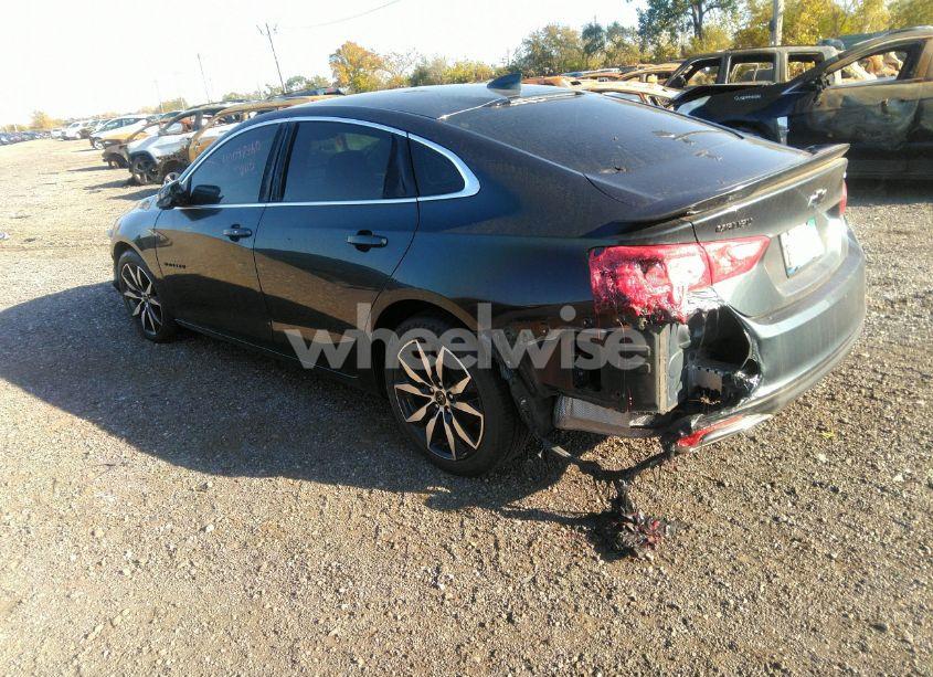 Photo 3 of 2020 Chevrolet Malibu FWD RS (VIN 1G1ZG5STXLF142115)