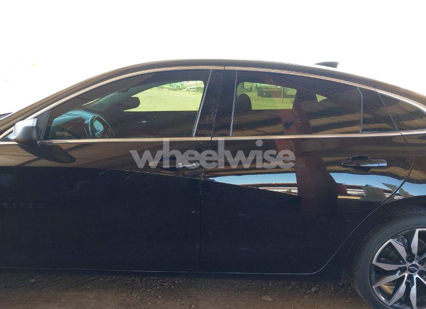 Photo 14 of 2021 Chevrolet Malibu FWD RS (VIN 1G1ZG5STXMF041240)