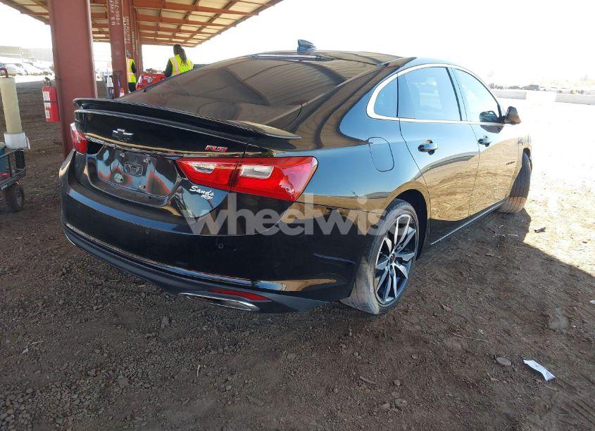 Photo 4 of 2021 Chevrolet Malibu FWD RS (VIN 1G1ZG5STXMF041240)