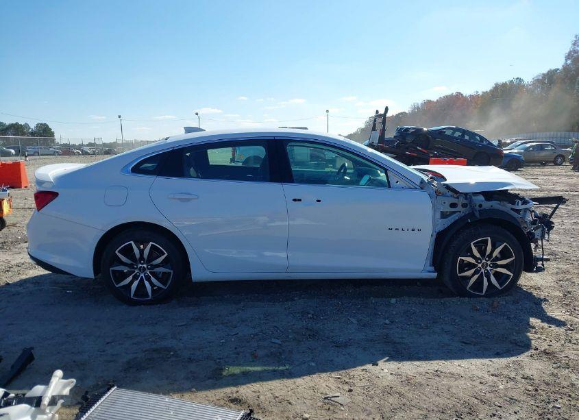 Photo 14 of 2024 Chevrolet Malibu FWD RS (VIN 1G1ZG5STXRF245365)