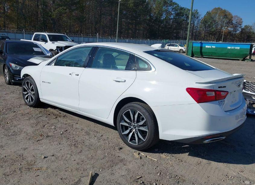 Photo 3 of 2024 Chevrolet Malibu FWD RS (VIN 1G1ZG5STXRF245365)