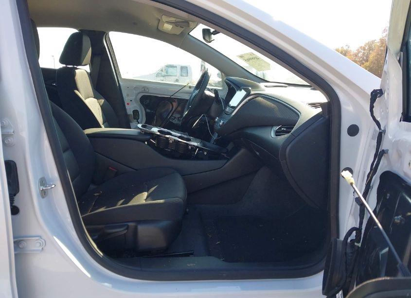 Photo 5 of 2024 Chevrolet Malibu FWD RS (VIN 1G1ZG5STXRF245365)