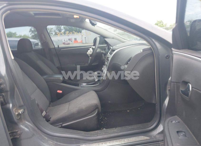 Photo 5 of 2009 Chevrolet Malibu LT (VIN 1G1ZH57B09F131050)