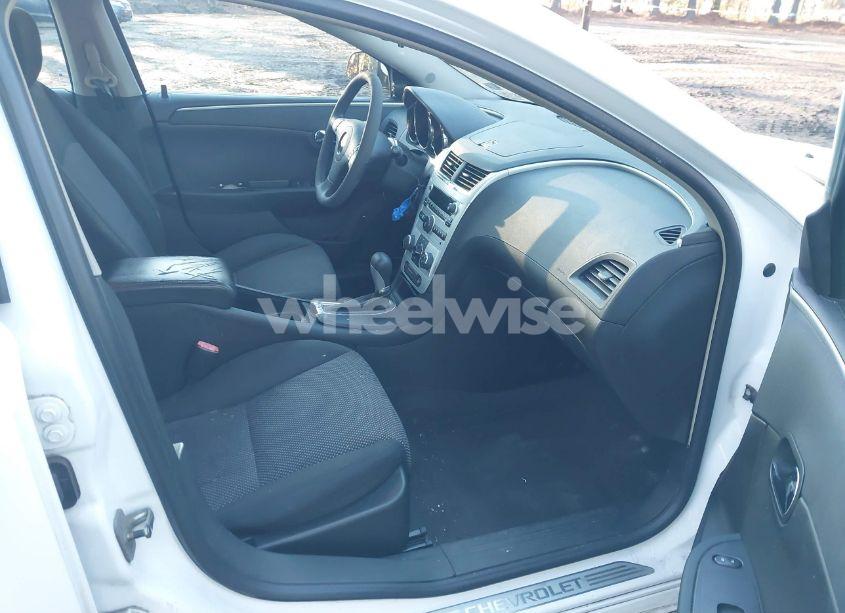 Photo 5 of 2009 Chevrolet Malibu LT (VIN 1G1ZH57B494184779)