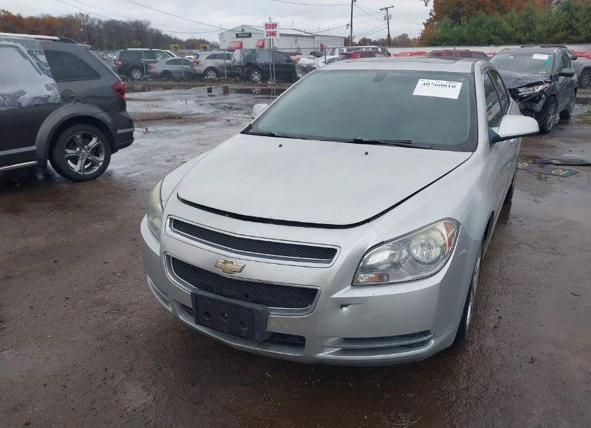 Photo 2 of 2009 Chevrolet Malibu LT (VIN 1G1ZH57B69F161041)