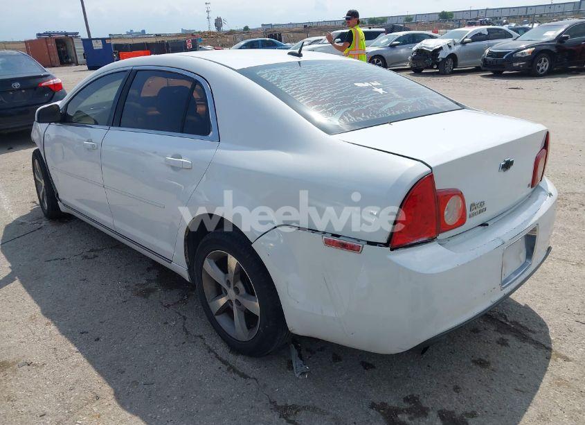 Photo 3 of 2009 Chevrolet Malibu LT (VIN 1G1ZH57B99F255754)