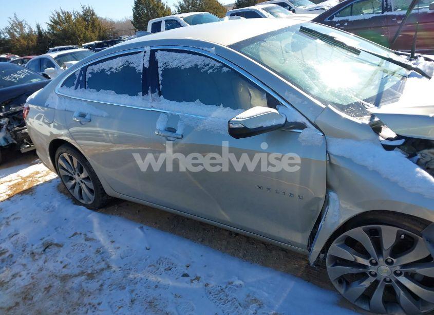 Photo 13 of 2016 Chevrolet Malibu PREMIER (VIN 1G1ZH5SX2GF331038)