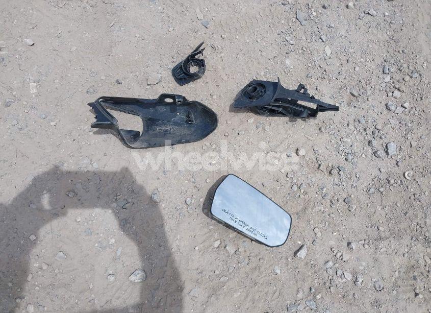 Photo 12 of 2017 Chevrolet Malibu PREMIER (VIN 1G1ZH5SX4HF132851)