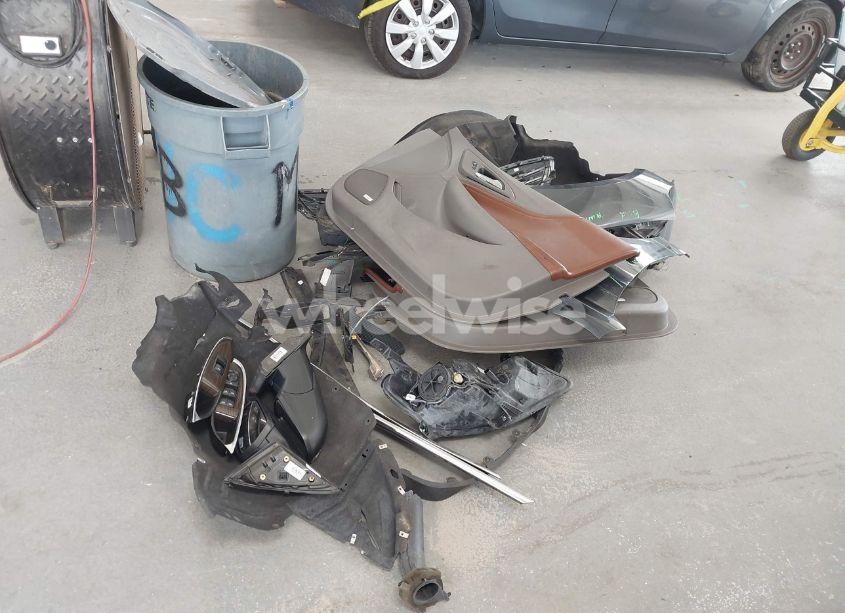 Photo 12 of 2016 Chevrolet Malibu PREMIER (VIN 1G1ZH5SX6GF232948)