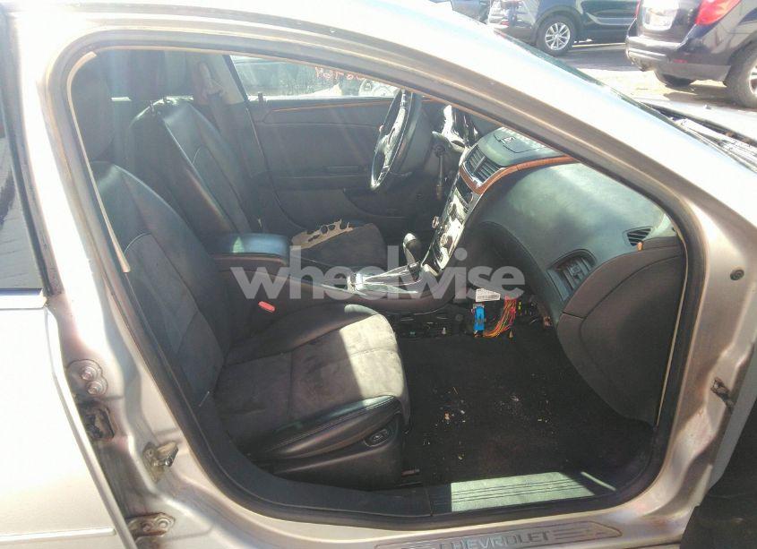 Photo 5 of 2009 Chevrolet Malibu LT (VIN 1G1ZJ57B29F214631)