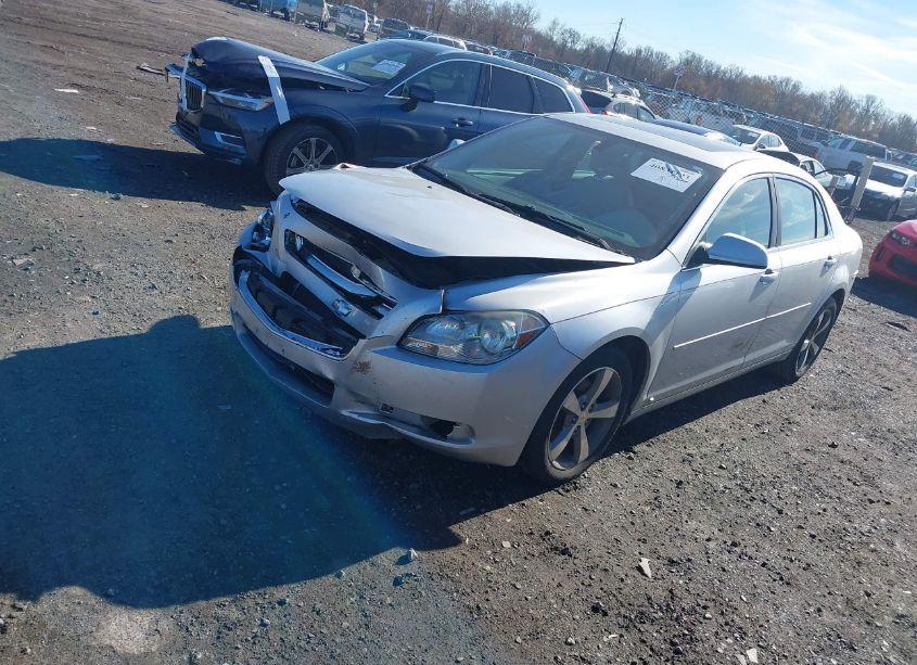 Photo 2 of 2009 Chevrolet Malibu LT (VIN 1G1ZJ57B494201763)