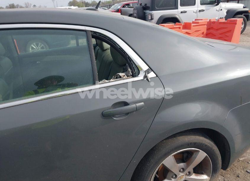 Photo 6 of 2009 Chevrolet Malibu LT (VIN 1G1ZJ57BX9F144621)