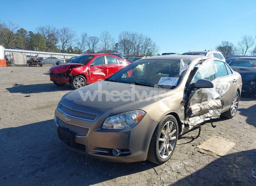 Photo 2 of 2008 Chevrolet Malibu LTZ (VIN 1G1ZK57728F197935)