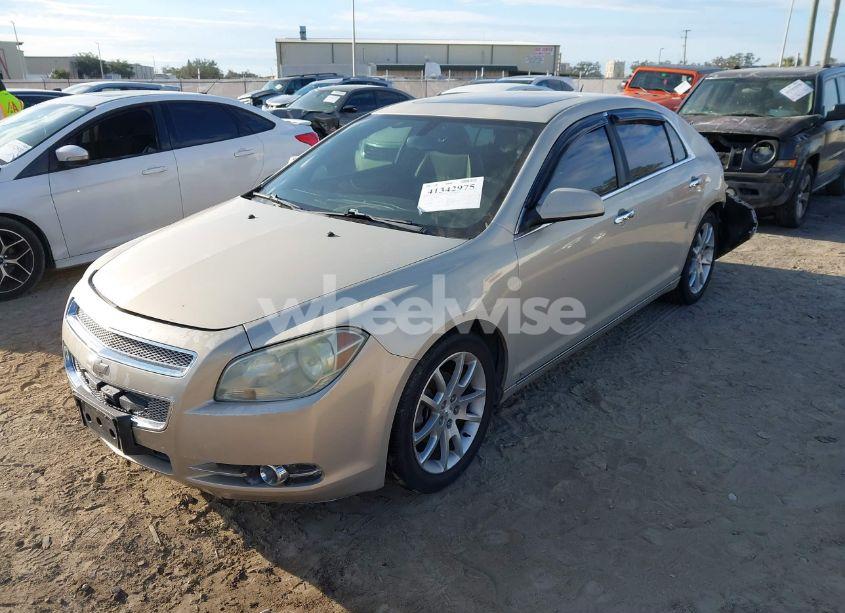 Photo 2 of 2009 Chevrolet Malibu LTZ (VIN 1G1ZK57739F242866)