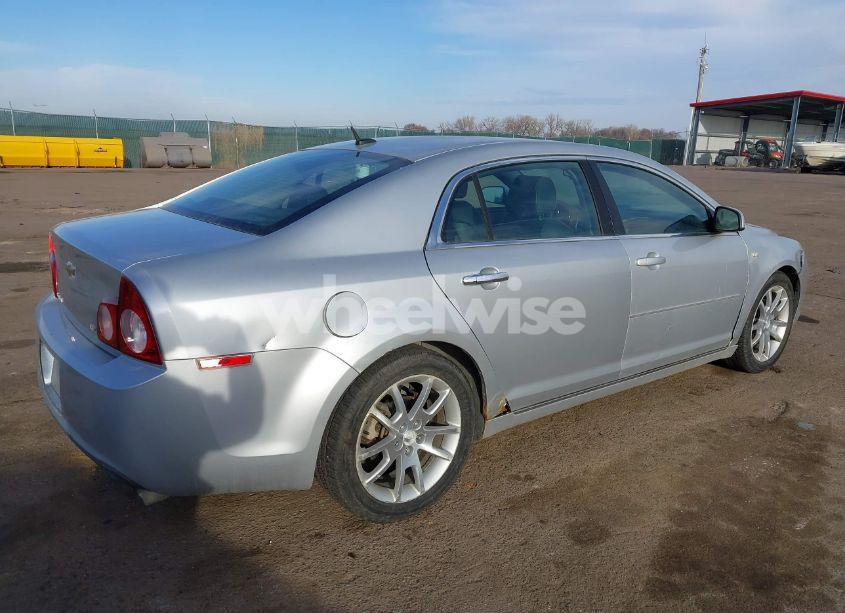Photo 4 of 2009 Chevrolet Malibu LTZ (VIN 1G1ZK57749F181737)