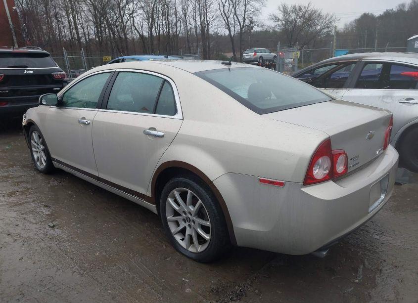 Photo 3 of 2009 Chevrolet Malibu LTZ (VIN 1G1ZK577X94224652)